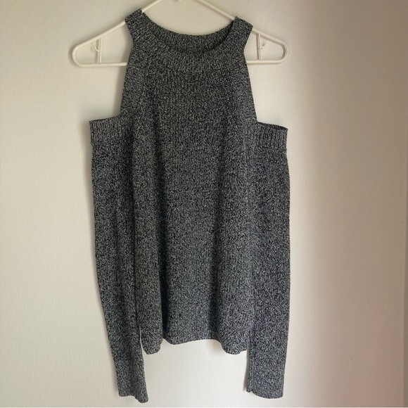 Rag & Bone Women’s Dana Cold Shoulder knit sweater size XS (fits like a small) - Picture 5 of 11